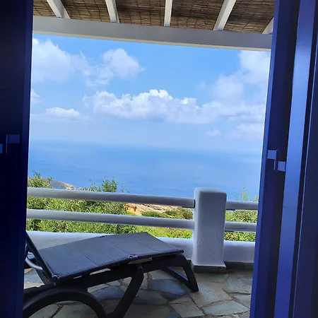Alia's Sea View & * Aprovaton