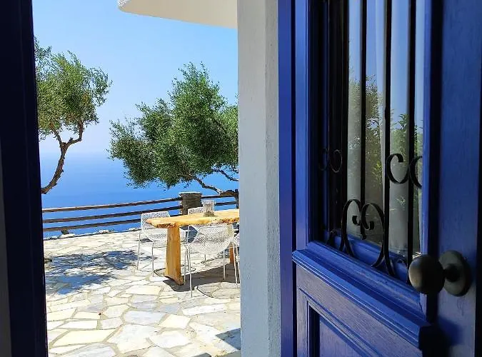 Venkovský dům Alia's Sea View & Aprovaton