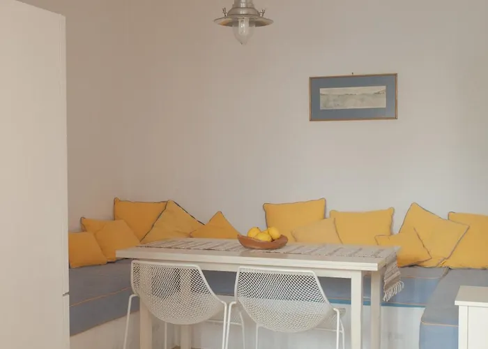 Venkovský dům Alia's Sea View & Aprovaton