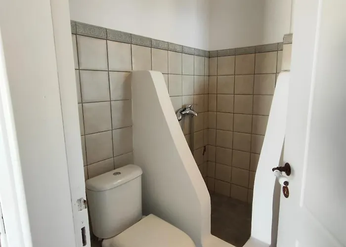 Alia's Sea View & Venkovský dům Aprovaton