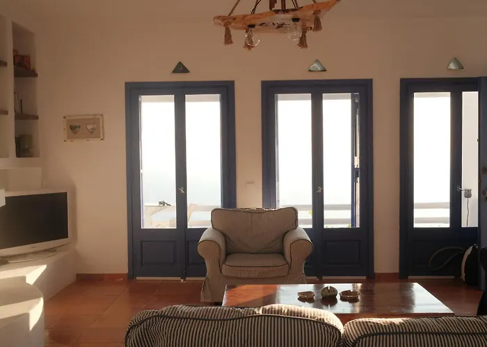 Venkovský dům Alia's Sea View & Aprovaton