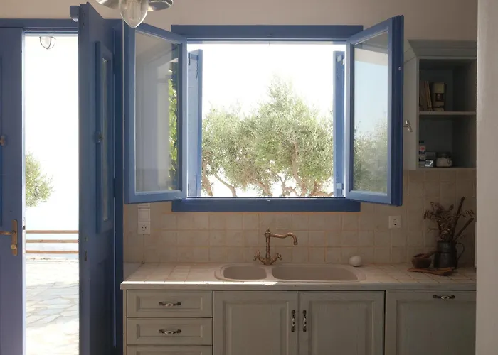 Venkovský dům Alia's Sea View &