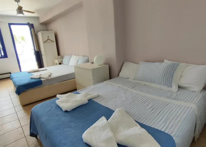 Alia's Sea View & Landhaus *